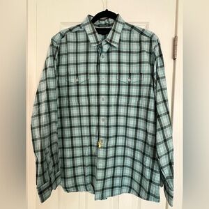 Banana Republic Soft Wash Men’s M Teal Plaid Button Up Collared shirt Sz. L